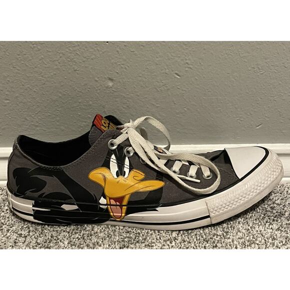 Converse Looney Tunes Chuck Taylor Low All Star Bugs Bunny Daffy Duck M11 W13 main image 12